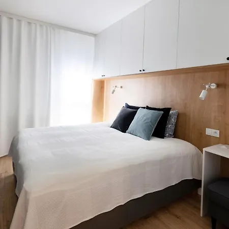 Flatbook Centre Parking *