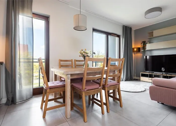 Flatbook Centre Parking * Гданьск