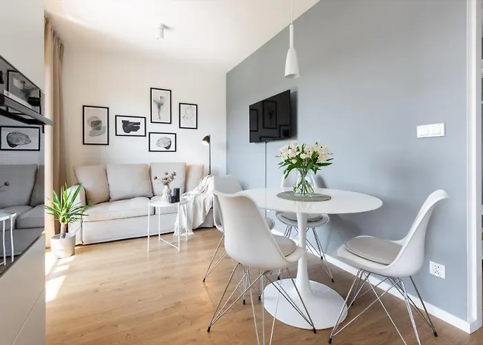 Flatbook Centre Parking 格但斯克