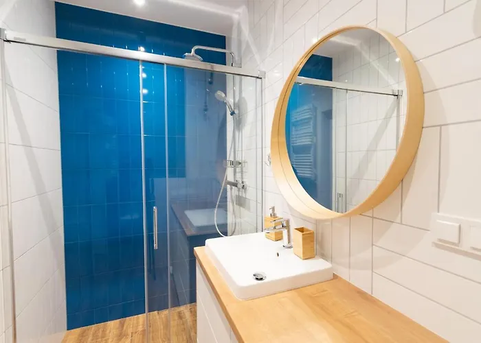 Flatbook Centre Parking *