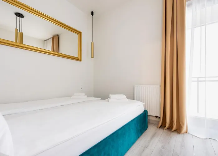 Flatbook Centre Parking * Гданьск